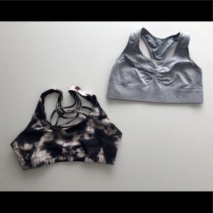 2 sports bras